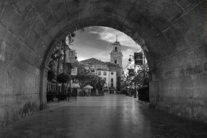 tunnel, square, church