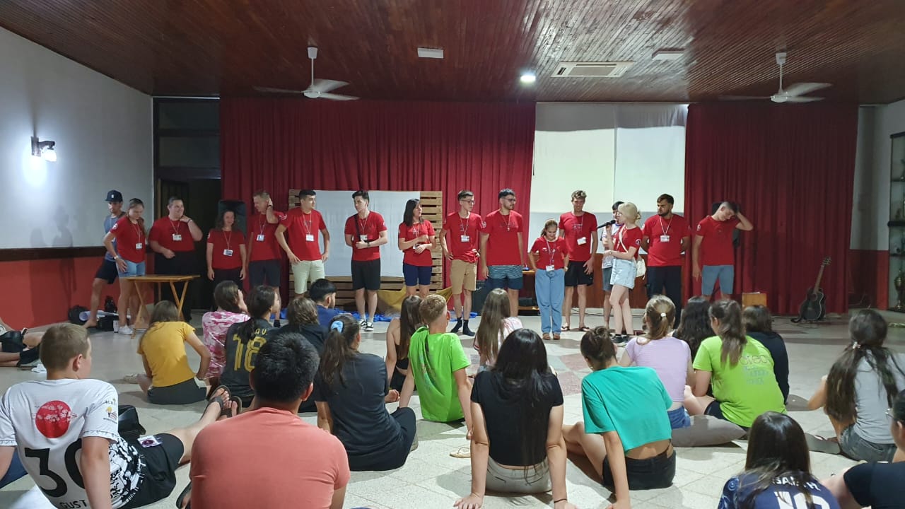 El campamento fue organizad por el ECOJ y el Equipo de Trabajo.