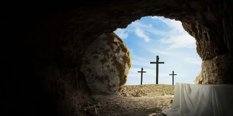 «La cruz de los crucificados y las crucificadas»