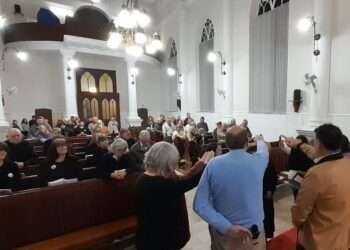La Congregación Evangélica de Esperanza recibió nuevamente al pastor Jorge Buschiazzo